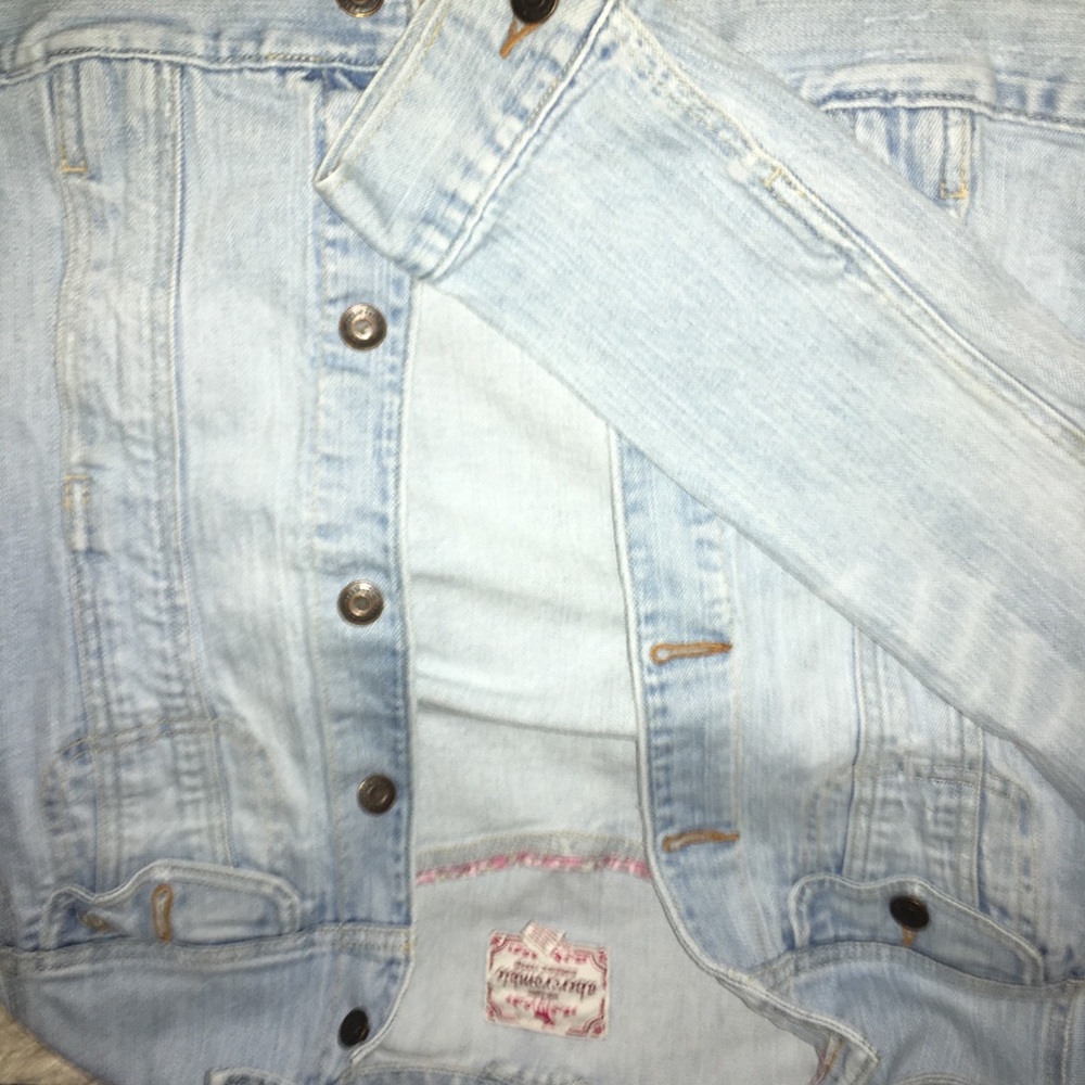 jean jacket (small)
